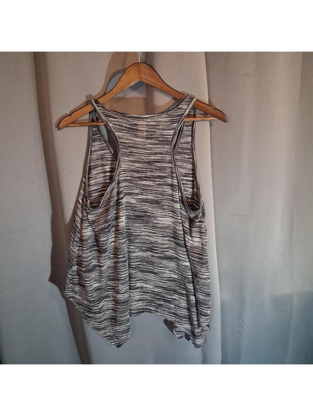 Sleeveless Gray and Black Striped Tank Top with White Skull Lace Detail - Picture 2 of 5